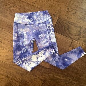 Constantly Varied Gear (CVG) purple smoke seamless legging- size XL